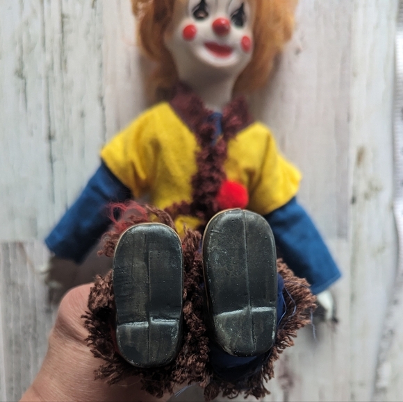 Vintage Porcelain Circus Clown with Soft Body - Picture 10 of 14